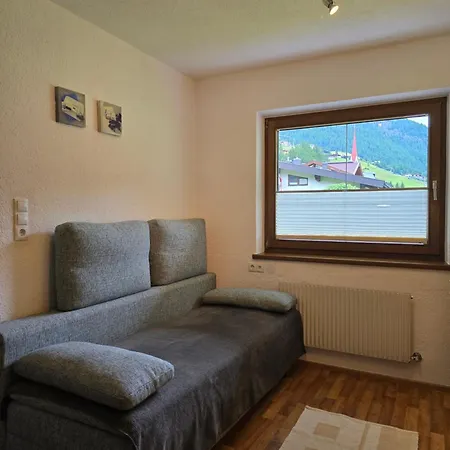Tyrolis Apartment